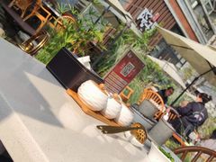 -墨居上隐·院子里火锅(峨眉店)