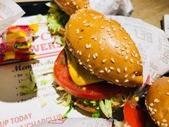 -The Habit Burger Grill 哈比特汉堡(复兴soho店)