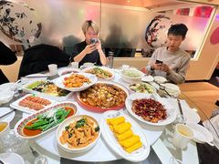 -巴特餐饮6加1音乐餐吧·新疆菜