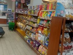 -全家便利店(崂山路四店)