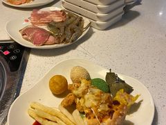 -佰烧海鲜烤肉火锅自助(世茂国际广场店)