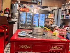 -金鼎雪山牦牛杂火锅(理县总店)