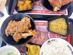 -犟骨头排骨饭•大骨面(弘阳广场店)