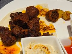 -Efes Turkish & Mediterranean Cuisine 艾菲斯餐厅(陆家嘴店)