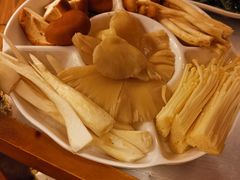 -山城年华老火锅(玉林店)