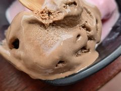 巧克力冰淇淋-神州半岛喜来登度假酒店·盛宴汉堡·战斧牛排·后安粉