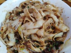 油泼肉酱面-小二面店