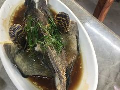 -四川小胡子海鲜(丁村万人海鲜广场店)