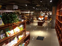 -新华书店(印象城店)