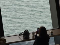 -抱抱地球咖啡馆(国家海洋博物馆店)