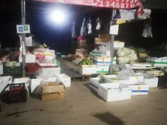 -鑫朱雀农贸批发市场