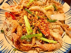 -Cuc Gach Quan Restaurant