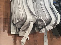-URBAN REVIVO(上海中庚漫游城店)