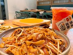 -潮粥荟·潮汕砂锅粥(朝阳大悦城店)