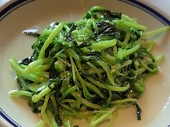 -八府香鸭·啫啫煲(华山路店)