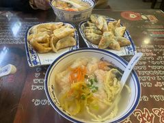 -长人馄饨铺(解放街店)