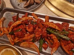 -Ant 蚂蚁洞烤肉·大营地(上海静安大悦城店)
