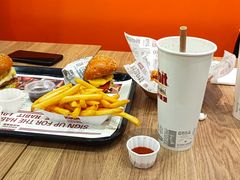 火烤双层牛肉特堡-The Habit Burger Grill 哈比特汉堡(世博店)