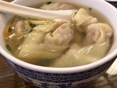 -笑来喜馄饨小笼工坊店(湖滨街店)