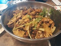 小锅牛蛙-蛙蛙叫干锅年代(簋街总店)