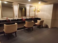 -海悦山庄酒店-花园泳池