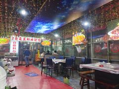 -江湖亮亮蒸虾大排档烤全羊清真(武汉总店)