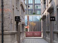 -华侨城苏河湾-地上停车场