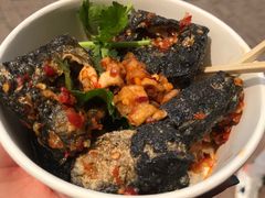 -黑色经典臭豆腐·湖南特产(步行街店)