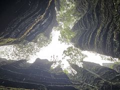 -梭布垭石林景区