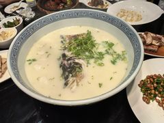 -南京金牛湖巨碗鱼头