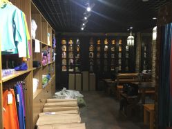 -恩舍瑜伽普拉提