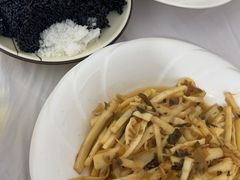 -天乐农家鱼头王(天目湖店)