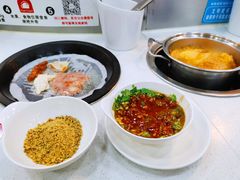 -咕叽咕叽自助烤肉小火锅(西城广场购物中心店)