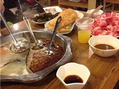 -傣妹时尚·休闲火锅(沙市店)