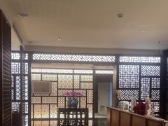 -静之湖湖畔餐厅