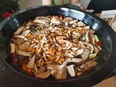 -鲜菌江湖正宗野生菌火锅