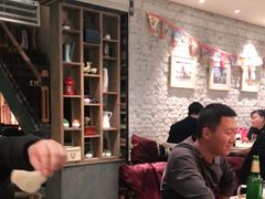 大堂-可口香·非遗老号烧烤(南岗直营店)