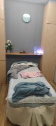 -PE SALON 