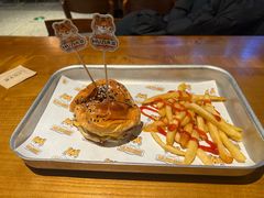 -HUZI虎滋精酿餐吧(京西大悦城店)