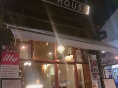 -Old House Restaurant