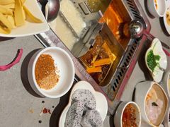 -海底捞火锅(中南盐城大有境夜宵主题店)