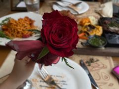 -Mark&Mars Restaurant