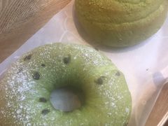 抹茶巧克力豆乳酪面包-LELECHA乐乐茶(上海五角场万达广场店)