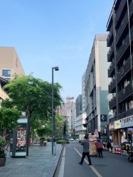 -东秀护肤造型