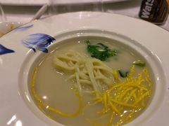 -梅龙镇酒家(南京西路总店)