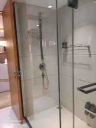 -HEYAN荷妍专业脱毛连锁机构