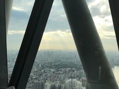 -广州塔卢特斯法国旋转餐厅