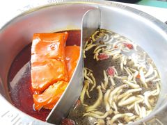 -憨铁匠老火锅(龙岗万科里店)