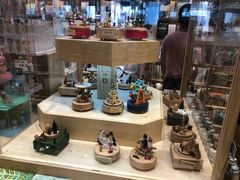 -猫的天空之城概念书店(杭州南宋御街店)