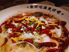 老坛酸菜鲈鱼-江渔儿酸菜鱼(曜一城店)